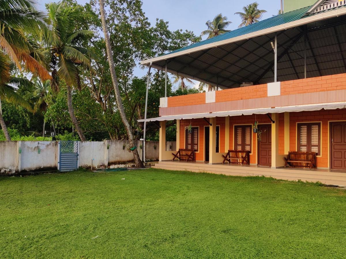 Wind &Waves Appartement Kollam Buitenkant foto